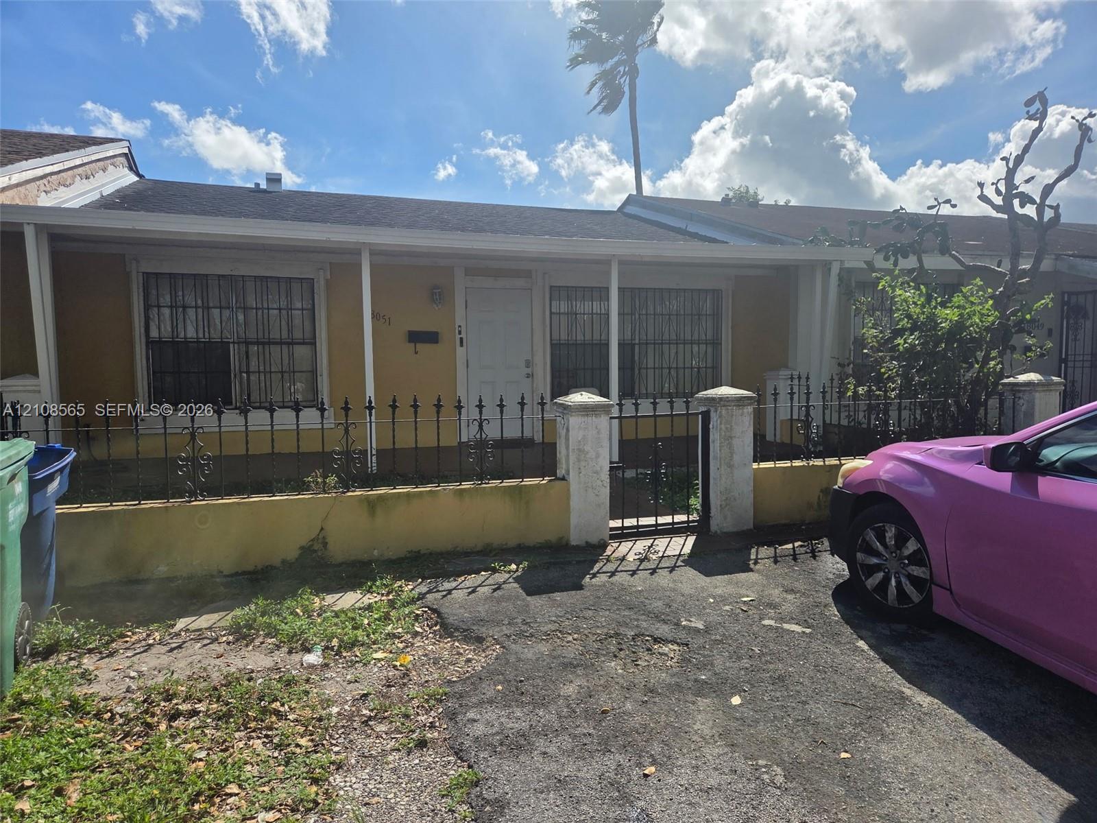 18051 Nw 41st Place Property Photo 2