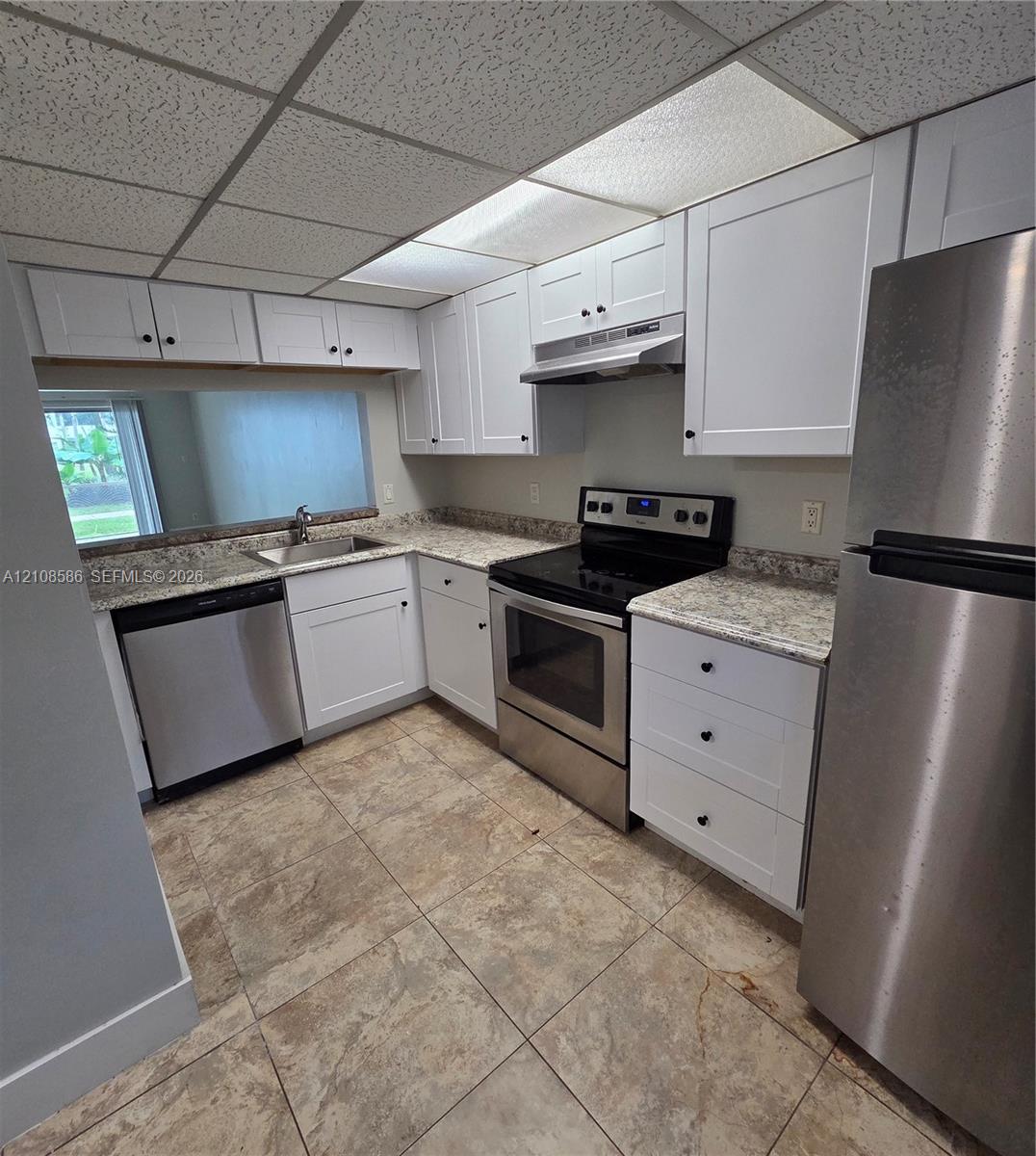 6075 N Sabal Palm Boulevard 110 Property Photo 4