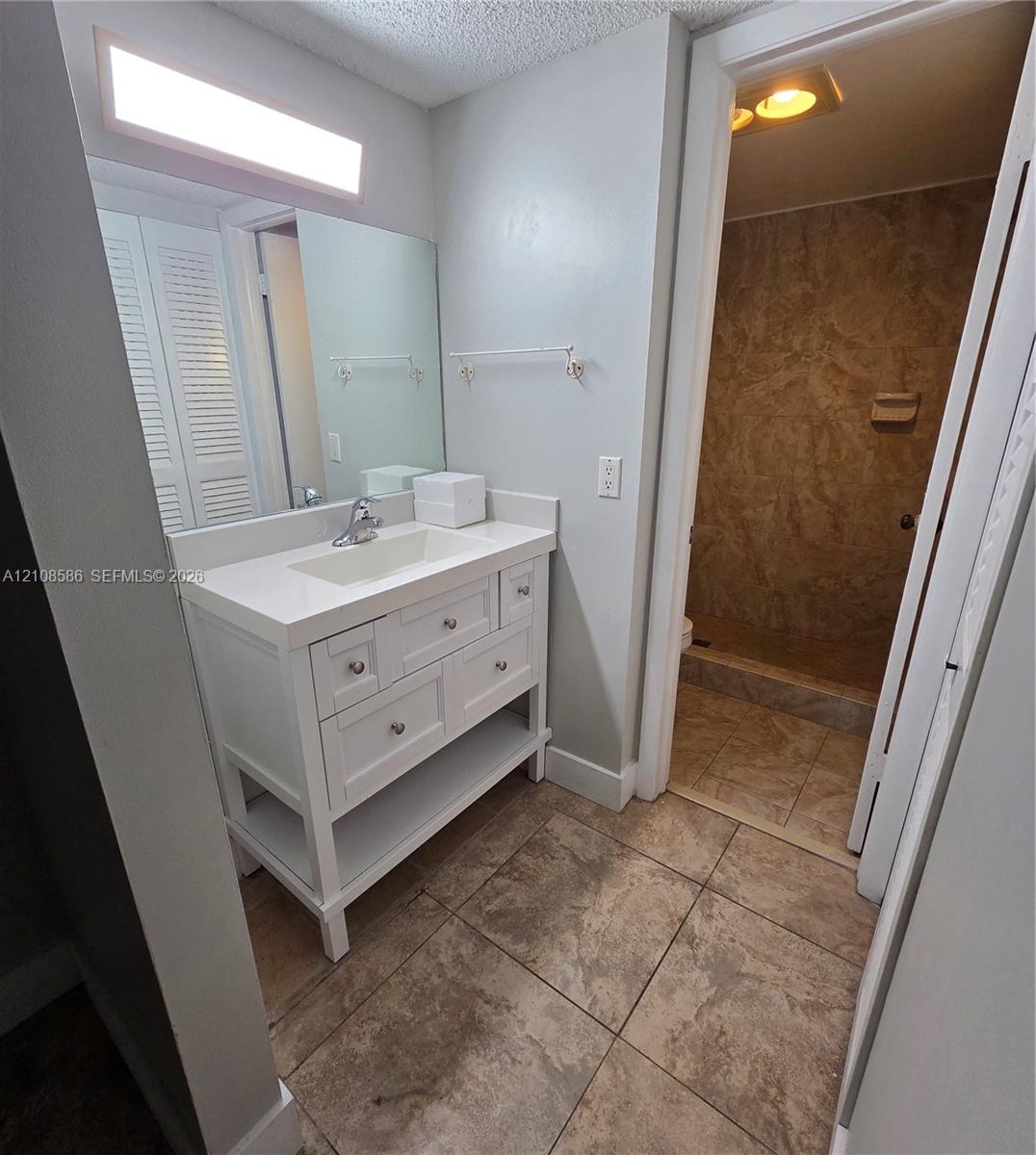 6075 N Sabal Palm Boulevard 110 Property Photo 10