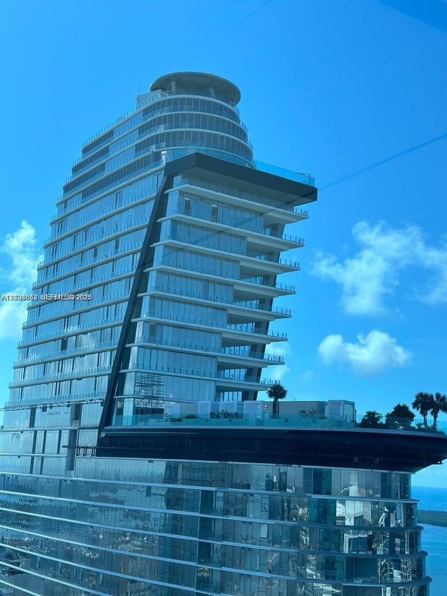300 Biscayne Boulevard 2709w Property Photo 1