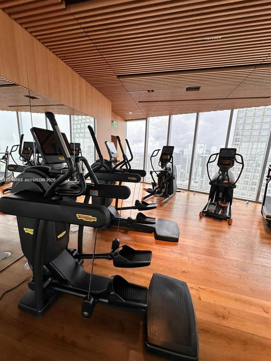 300 Biscayne Boulevard 2709w Property Photo 31