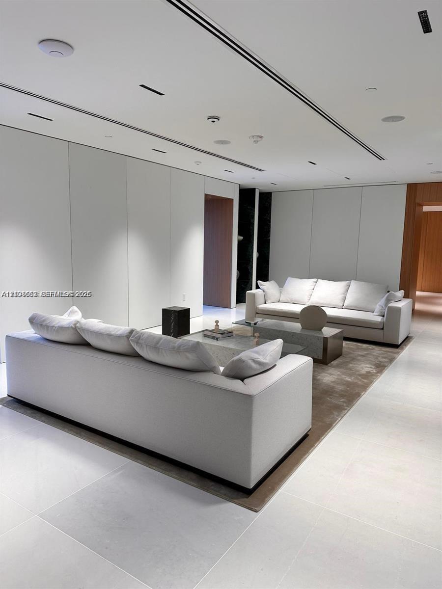 300 Biscayne Boulevard 2709w Property Photo 35