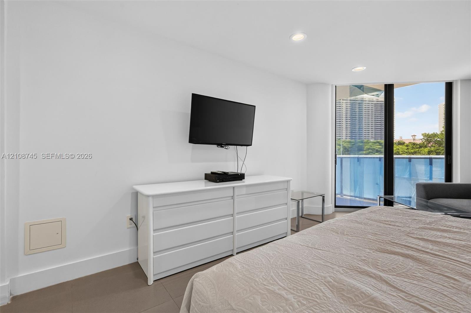 4000 Island Boulevard 503 Property Photo 26