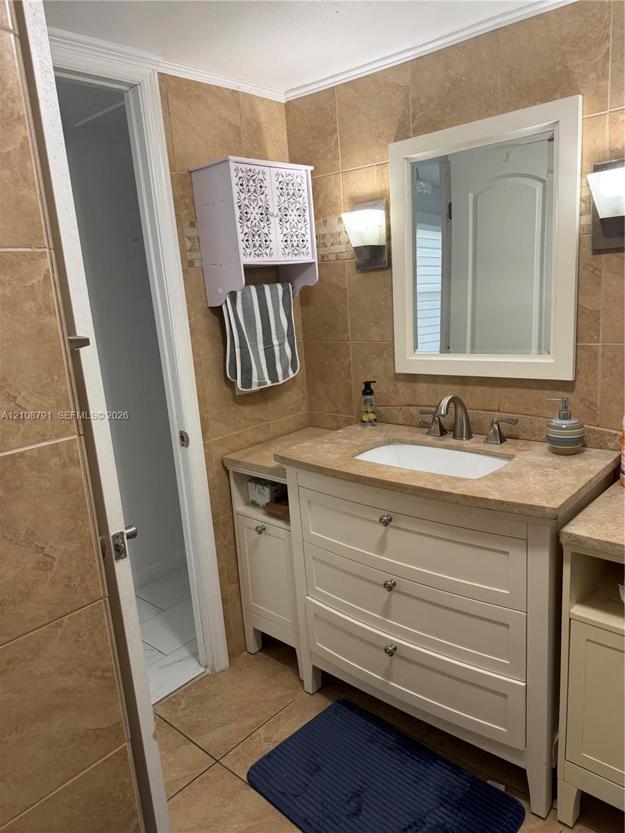 A12108791 Property Photo 12