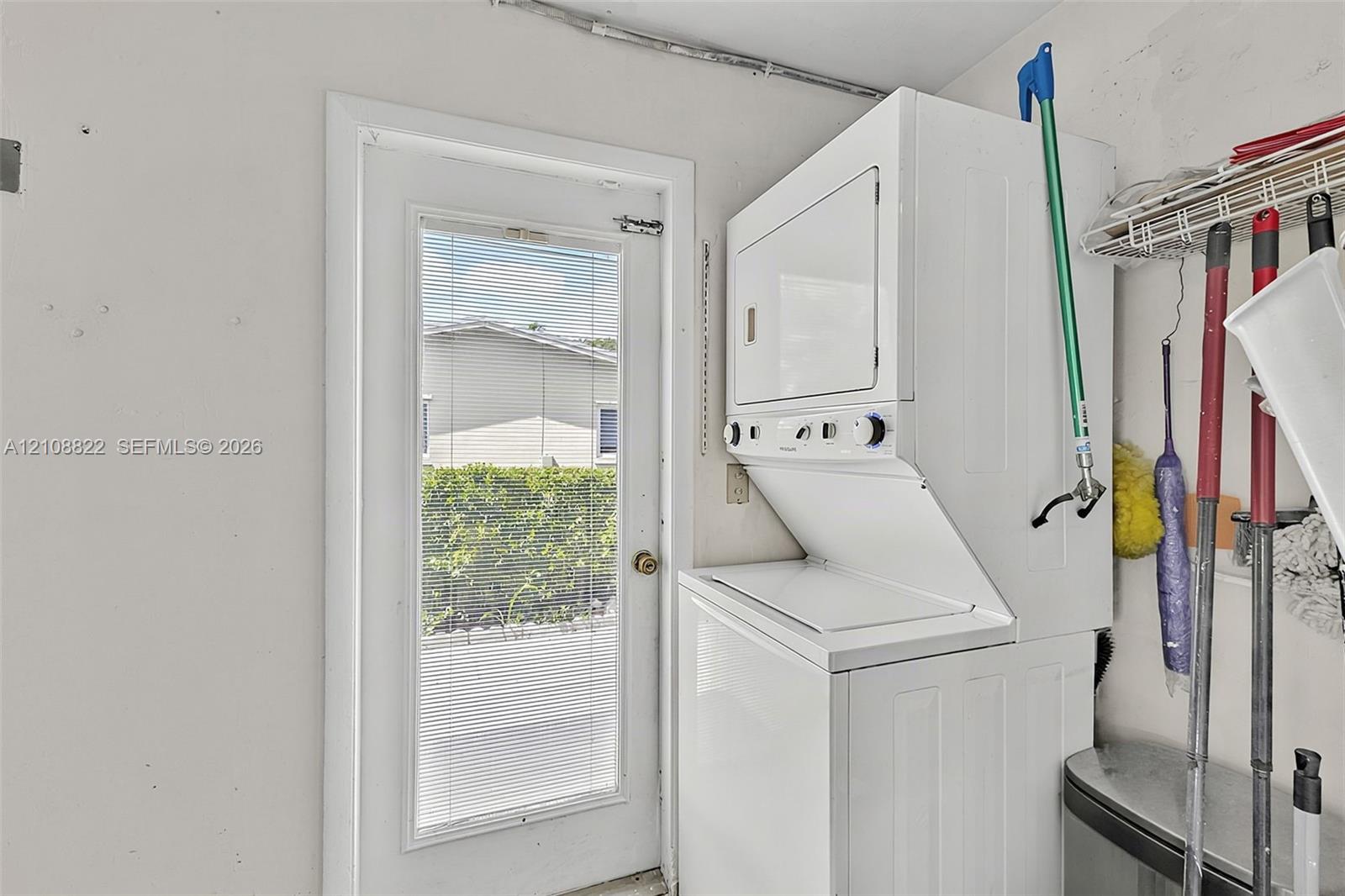 6838 Sw 22nd Court Property Photo 18