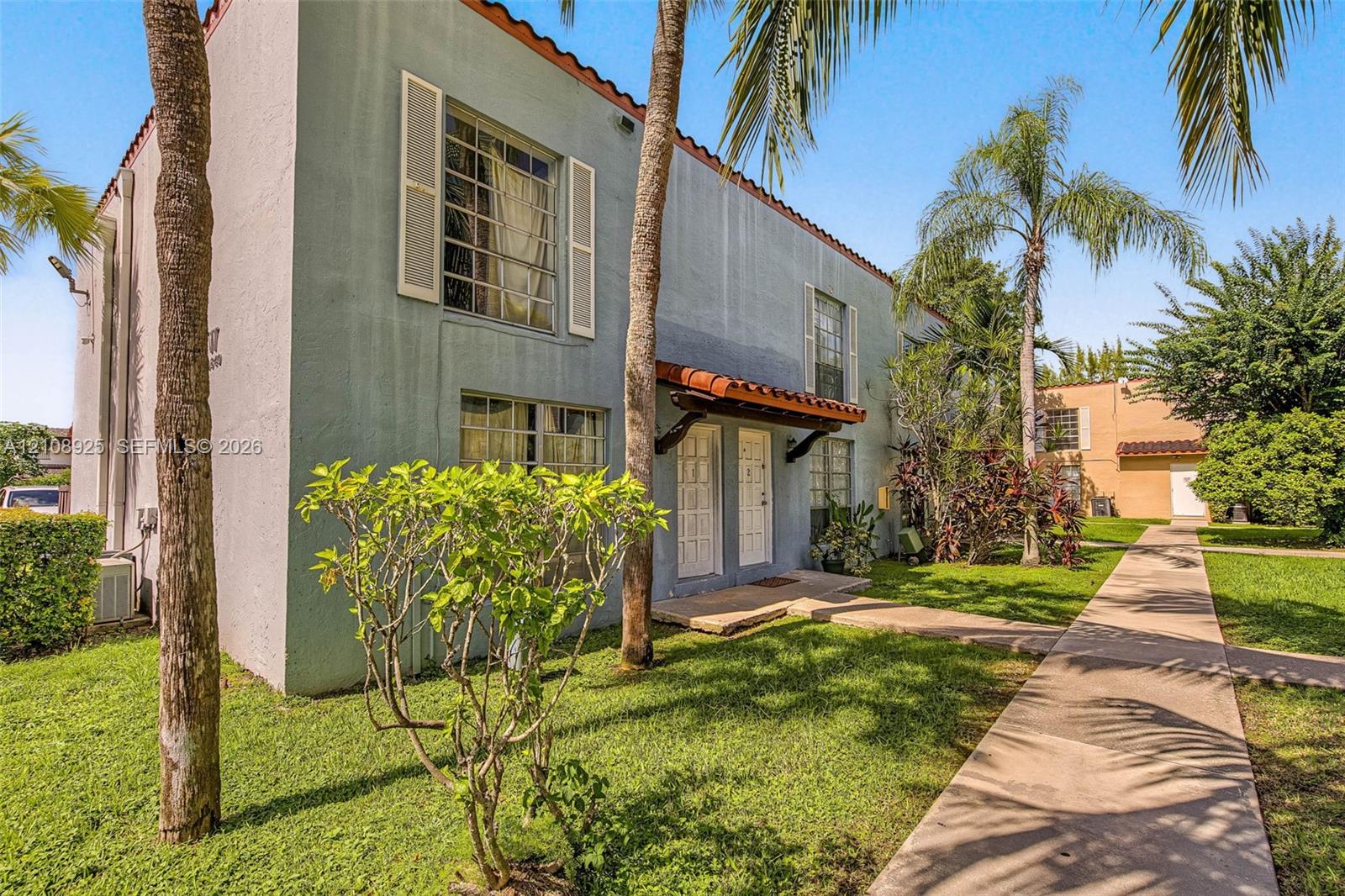 10840 N Kendall Drive W1 Property Photo 1