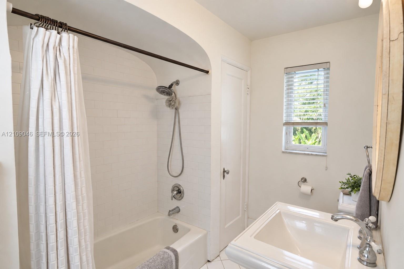 781 Ne 73rd Street Property Photo 25