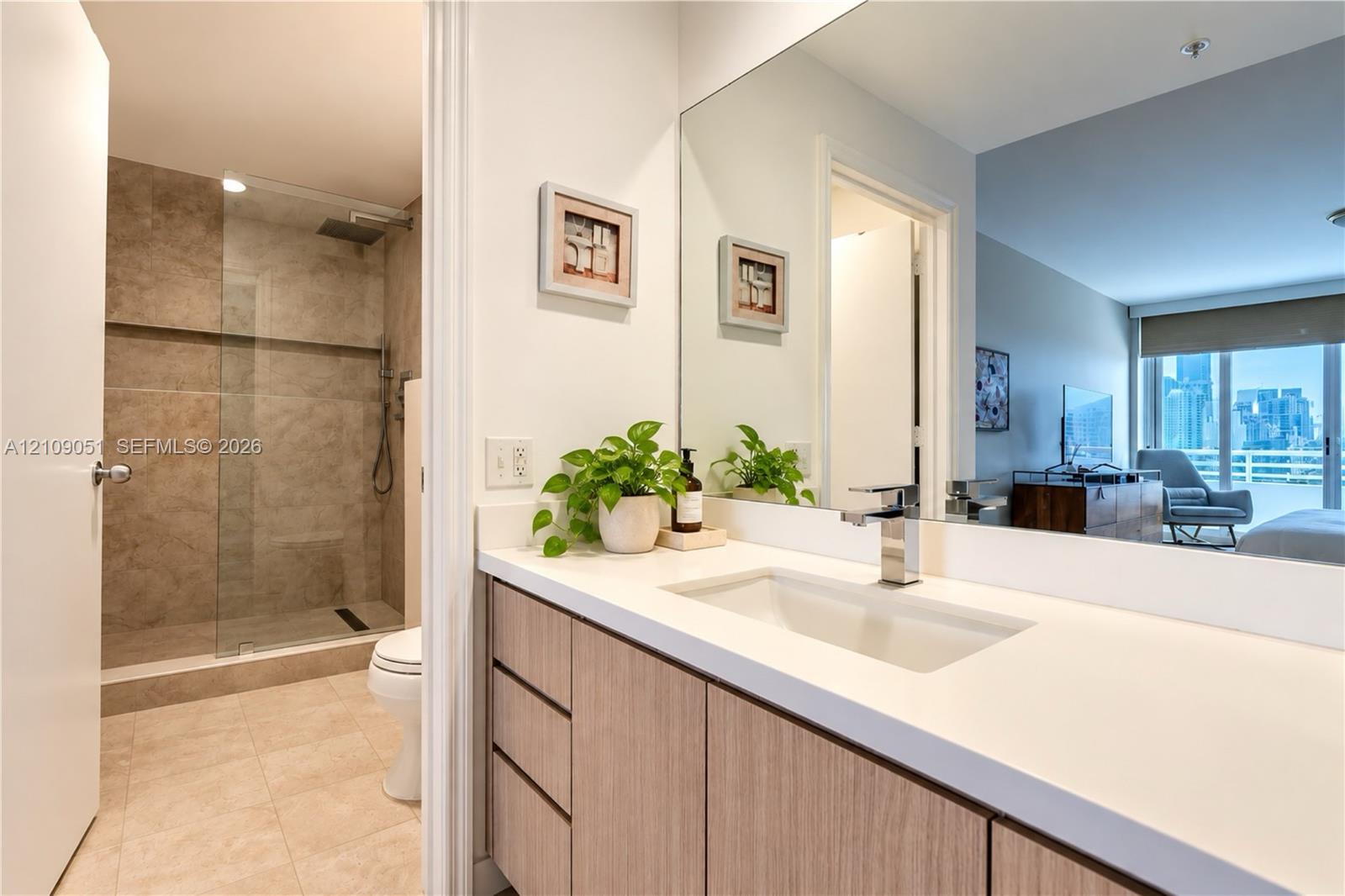 888 Brickell Key Drive 903 Property Photo 12
