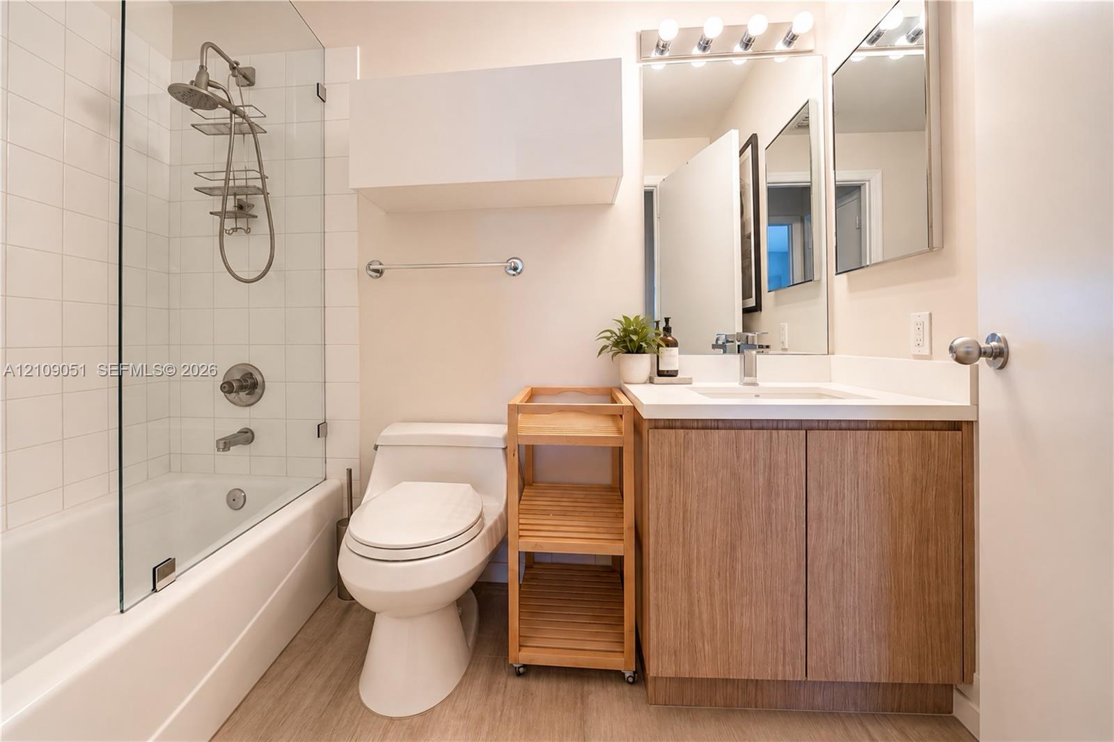 888 Brickell Key Drive 903 Property Photo 16