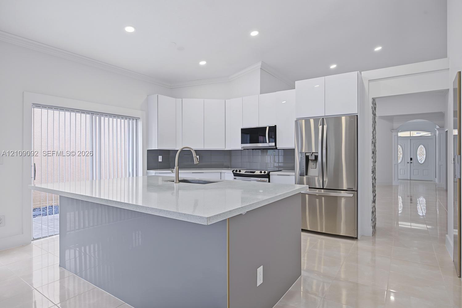 A12109092 Property Photo 28
