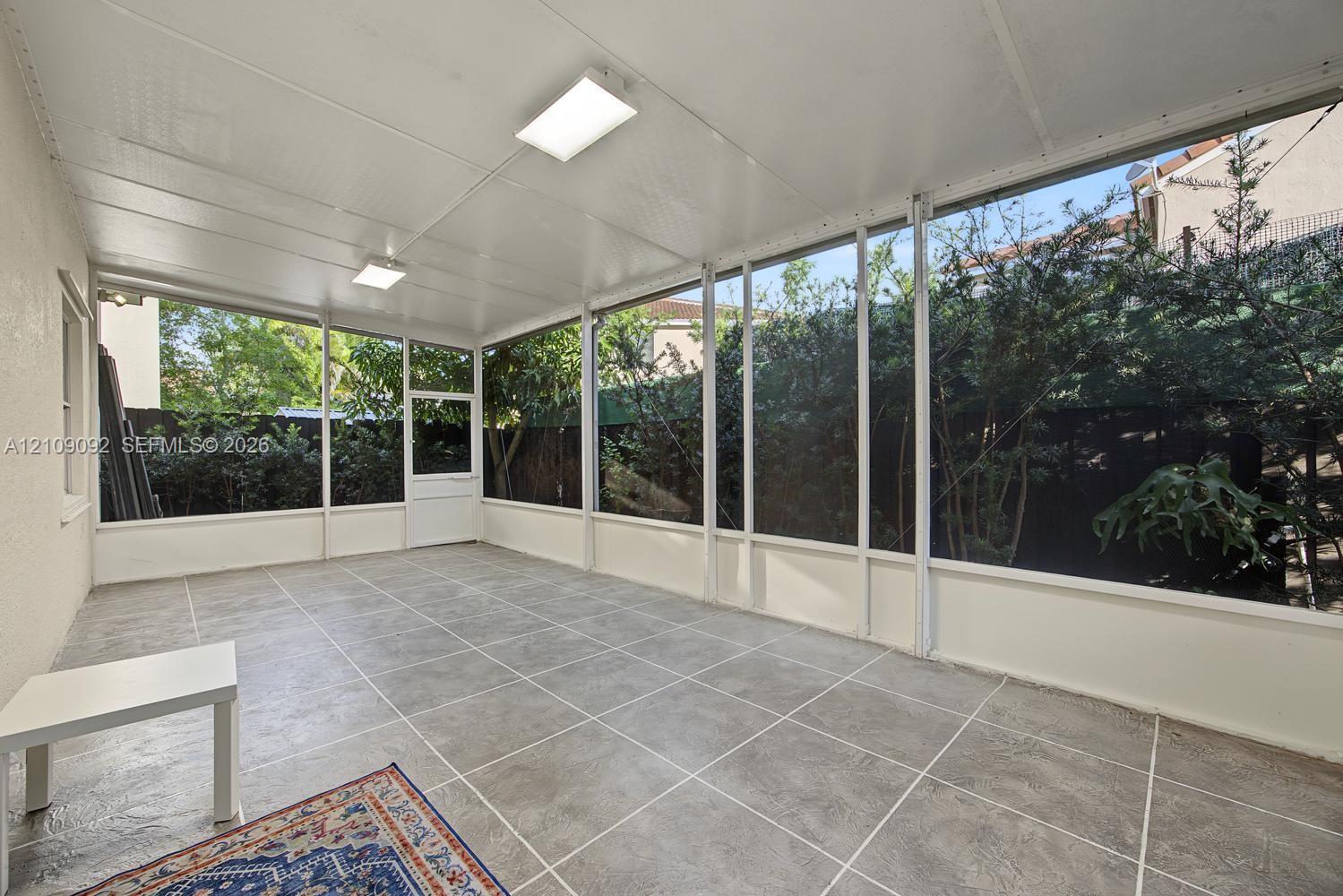 A12109092 Property Photo 30
