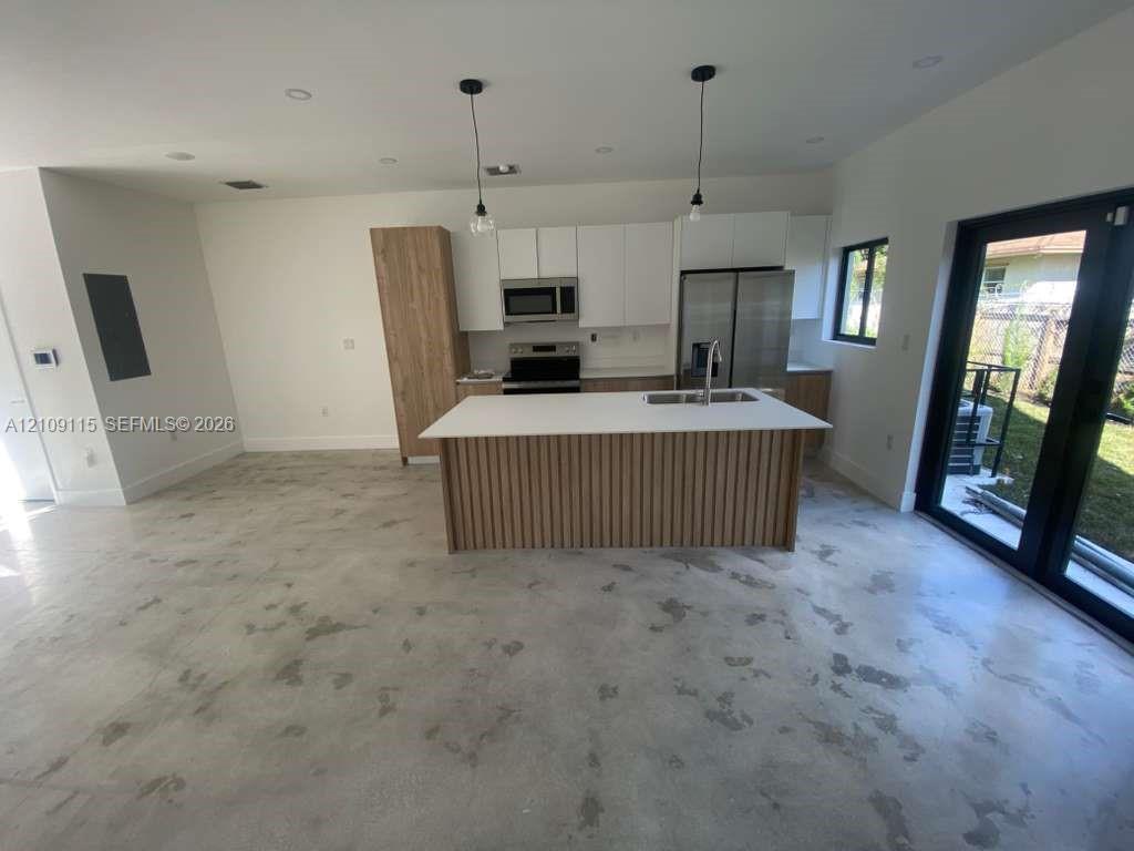 6233 Nw 20th Avenue A Property Photo 6
