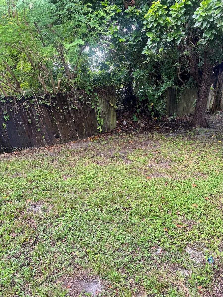 1351 Ne 149th Street Property Photo 4