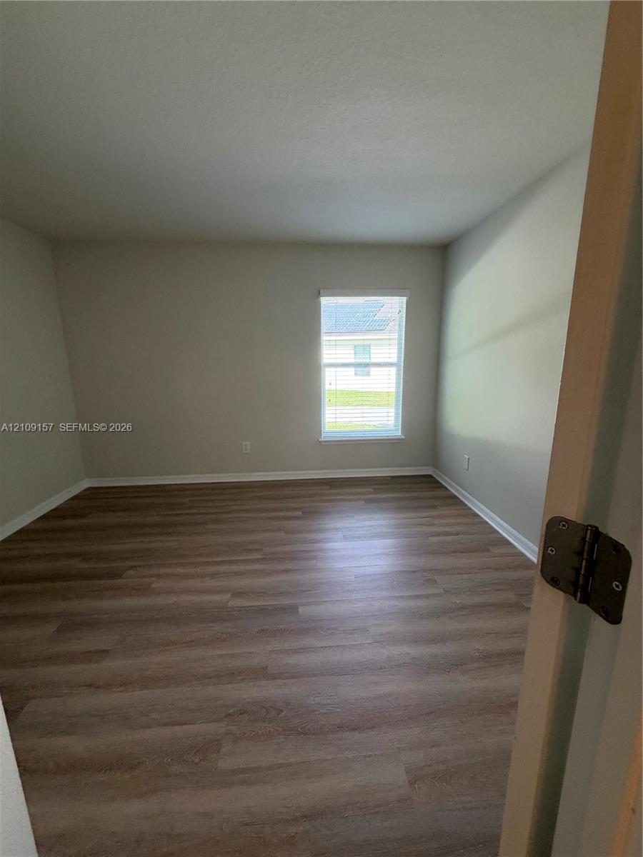 10930 Inside Loop Property Photo 34