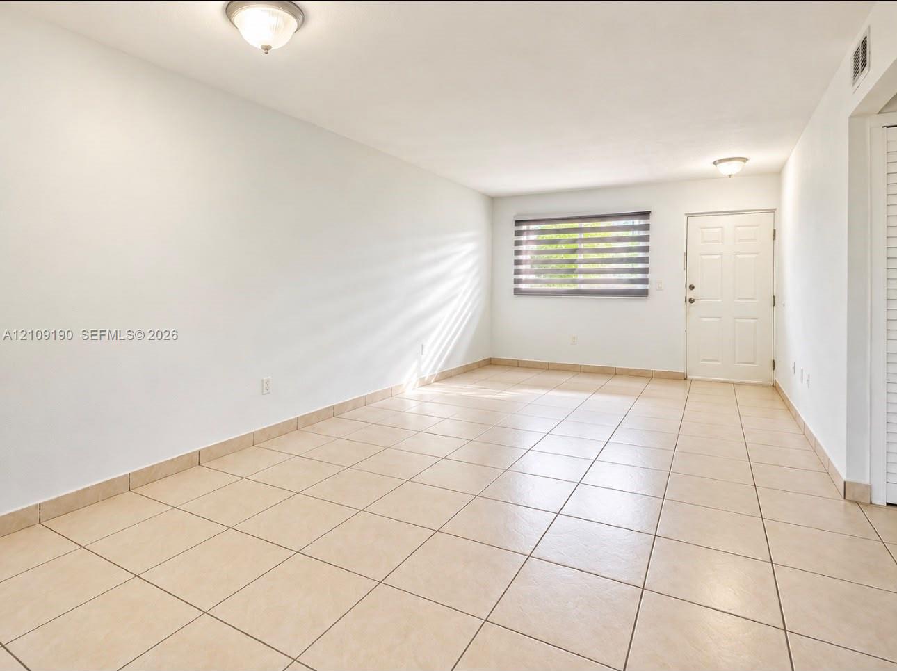 1380 W 41st Street 201 Property Photo 4