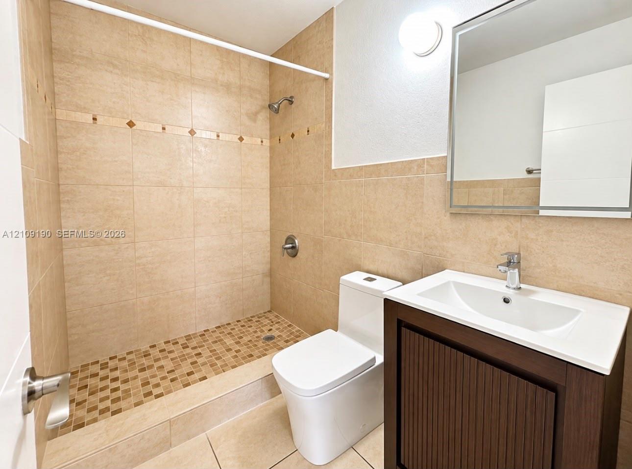 1380 W 41st Street 201 Property Photo 11