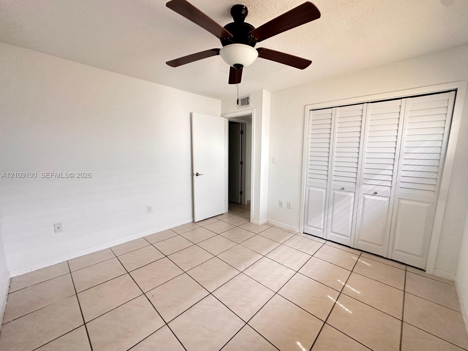 1380 W 41st Street 201 Property Photo 15