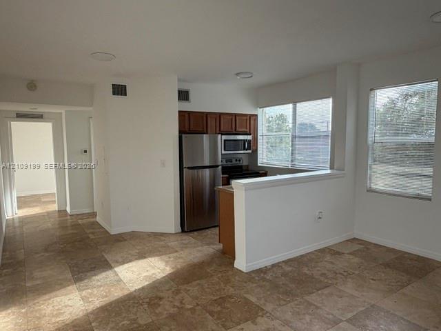 953 Sw 10th Street 4 Property Photo 1