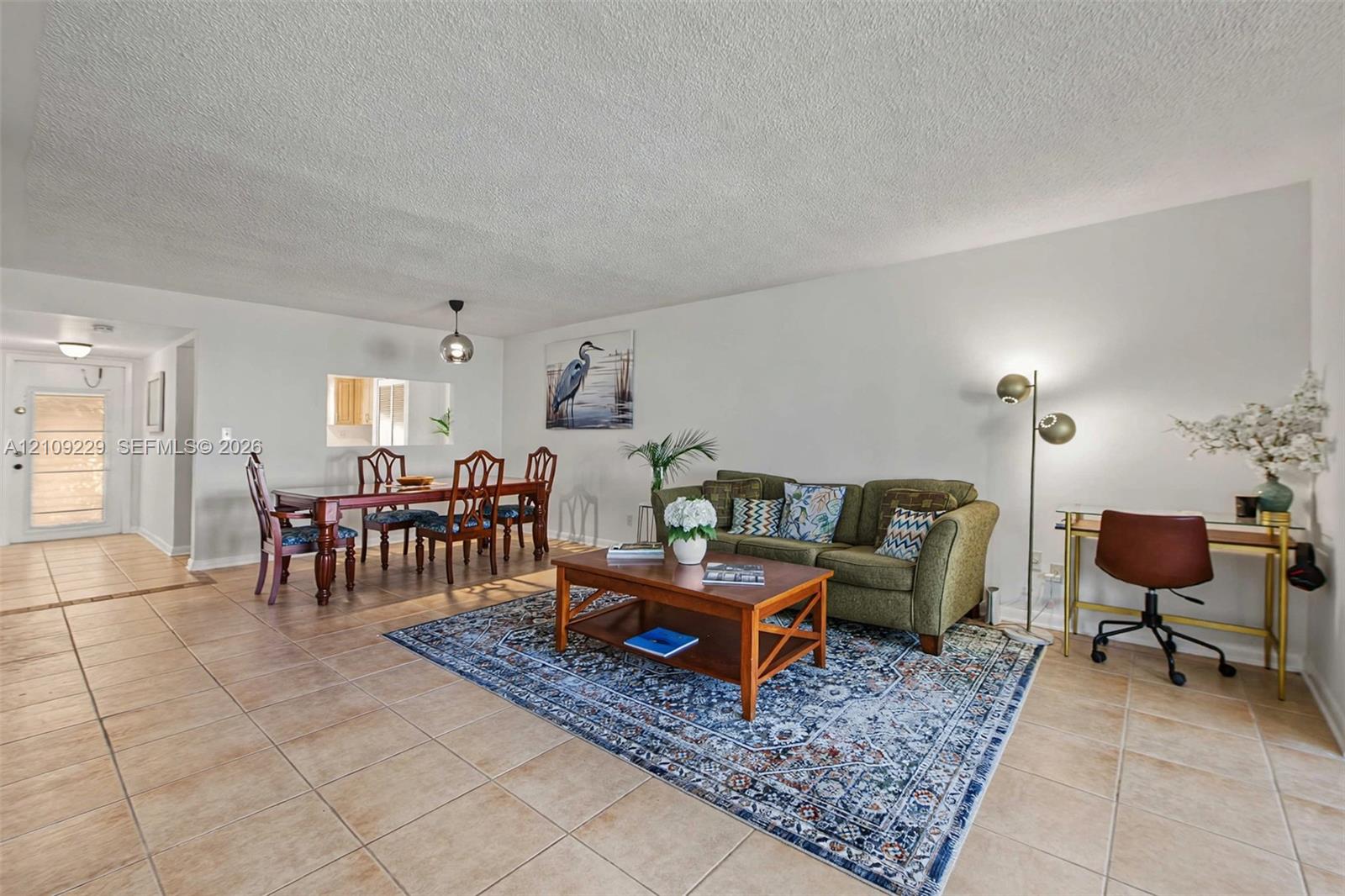 9301 Sunrise Lakes Boulevard 105 Property Photo 22