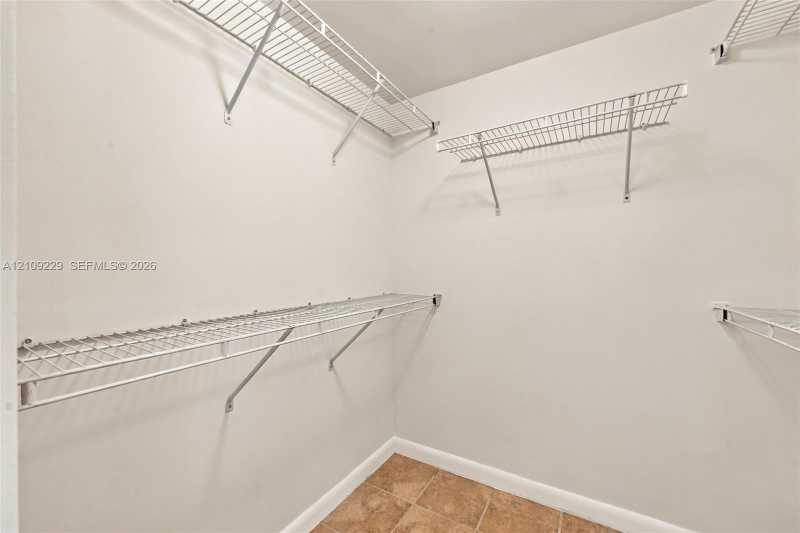 9301 Sunrise Lakes Boulevard 105 Property Photo 32