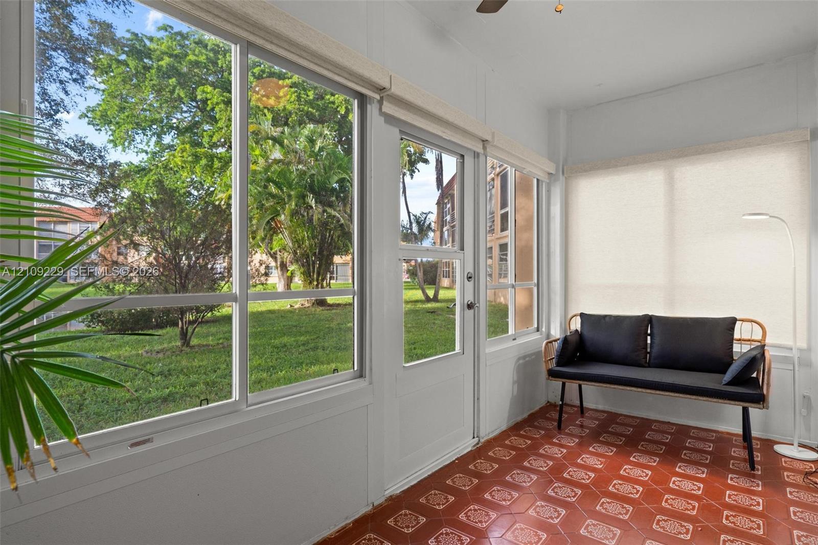 9301 Sunrise Lakes Boulevard 105 Property Photo 42
