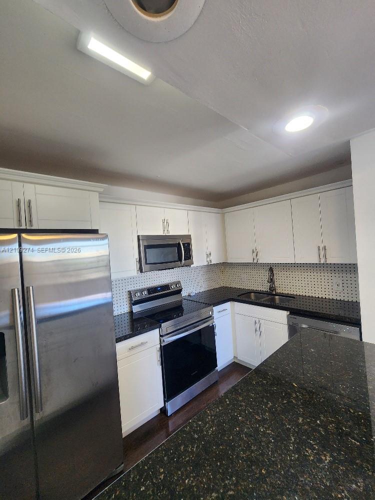 2016 Bay Drive 304 Property Photo 6