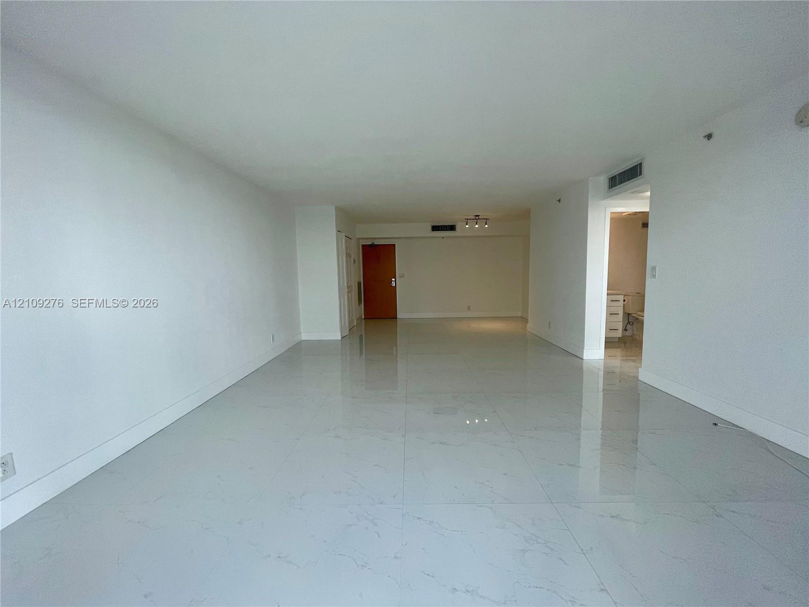 9195 Collins Avenue 1004 Property Photo 3