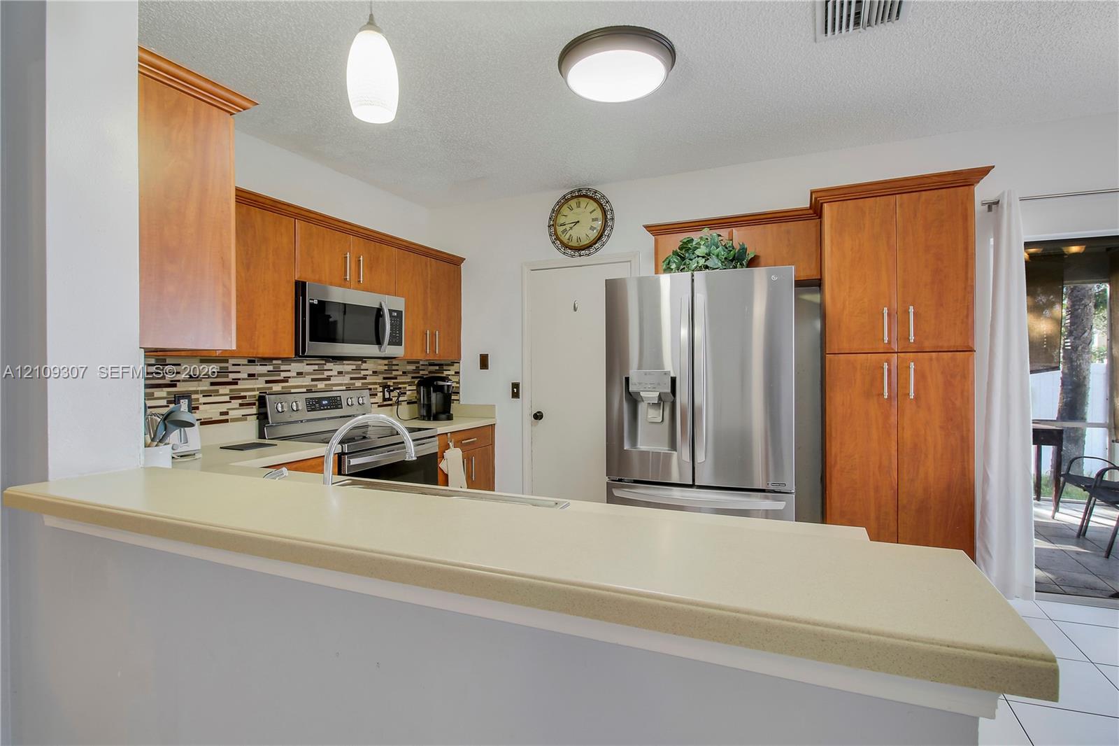 9561 Bradshaw Lane Property Photo 17
