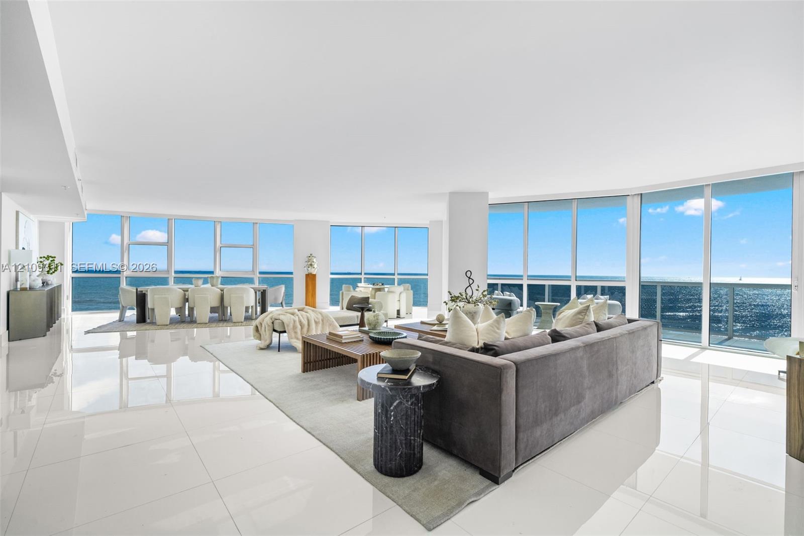 18201 Collins Avenue 709 Property Photo 1