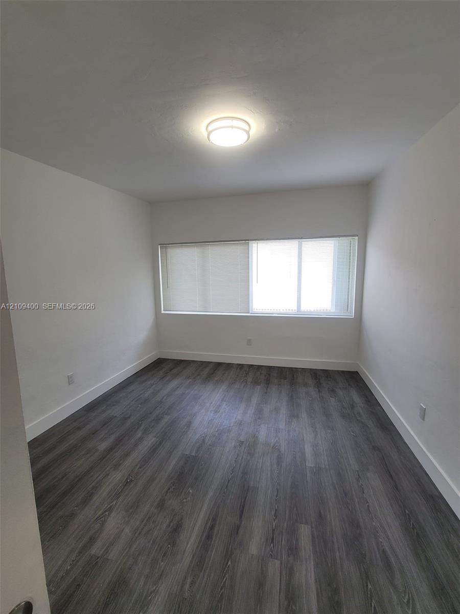 7435 Byron Avenue 06 Property Photo 10
