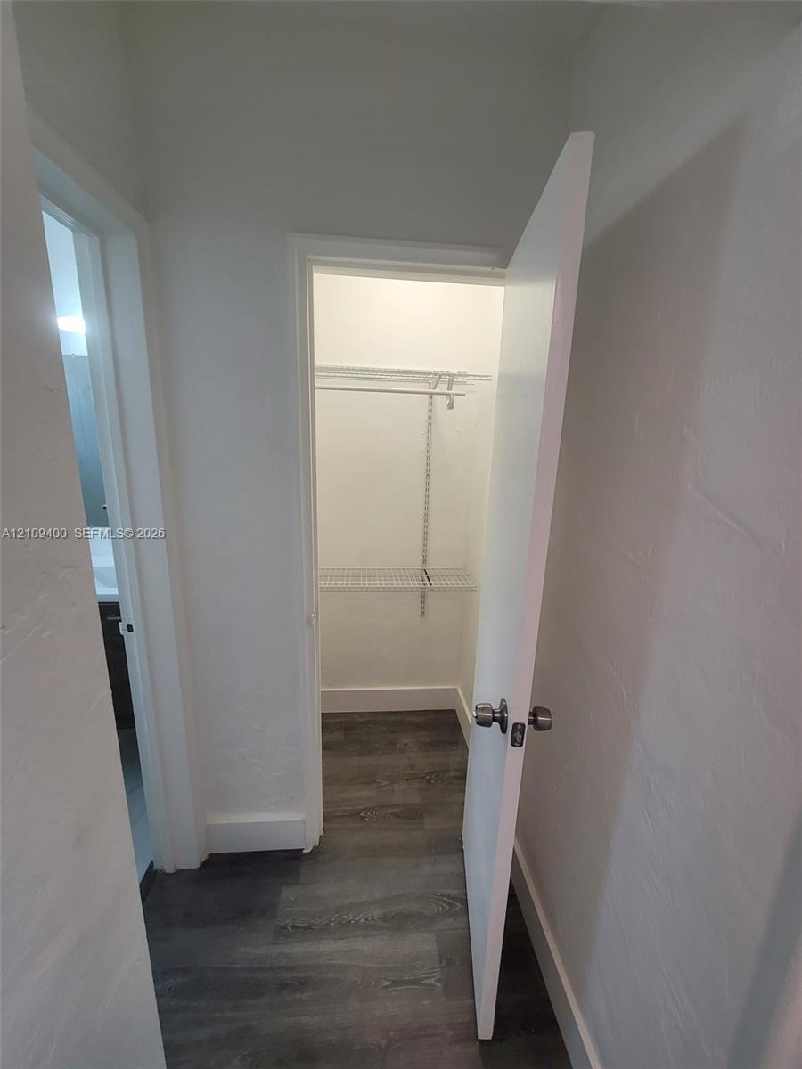 7435 Byron Avenue 06 Property Photo 14