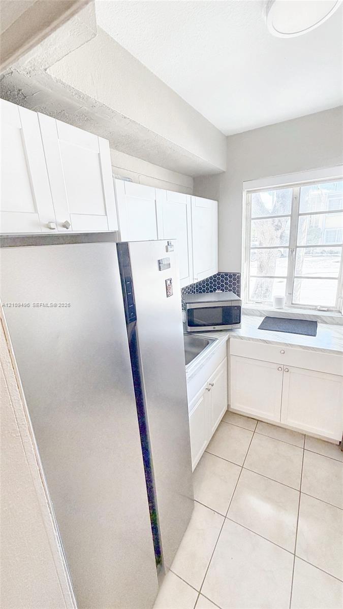 301 86th Street 301-2 Property Photo 5