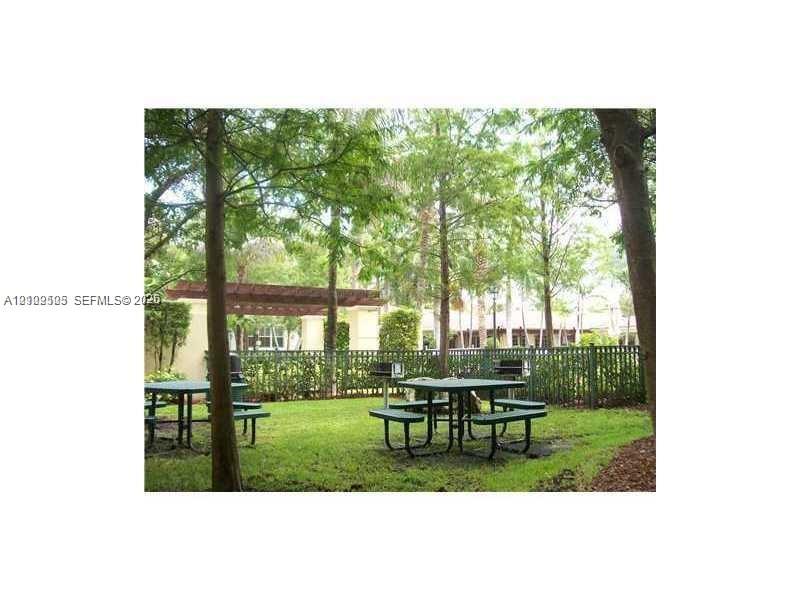 6804 W Sample Road 6804 Property Photo 10
