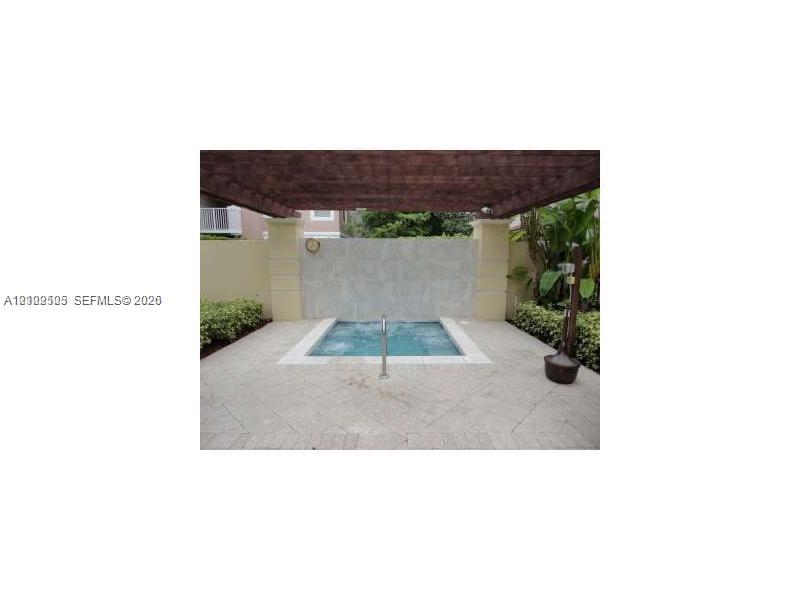 6804 W Sample Road 6804 Property Photo 11
