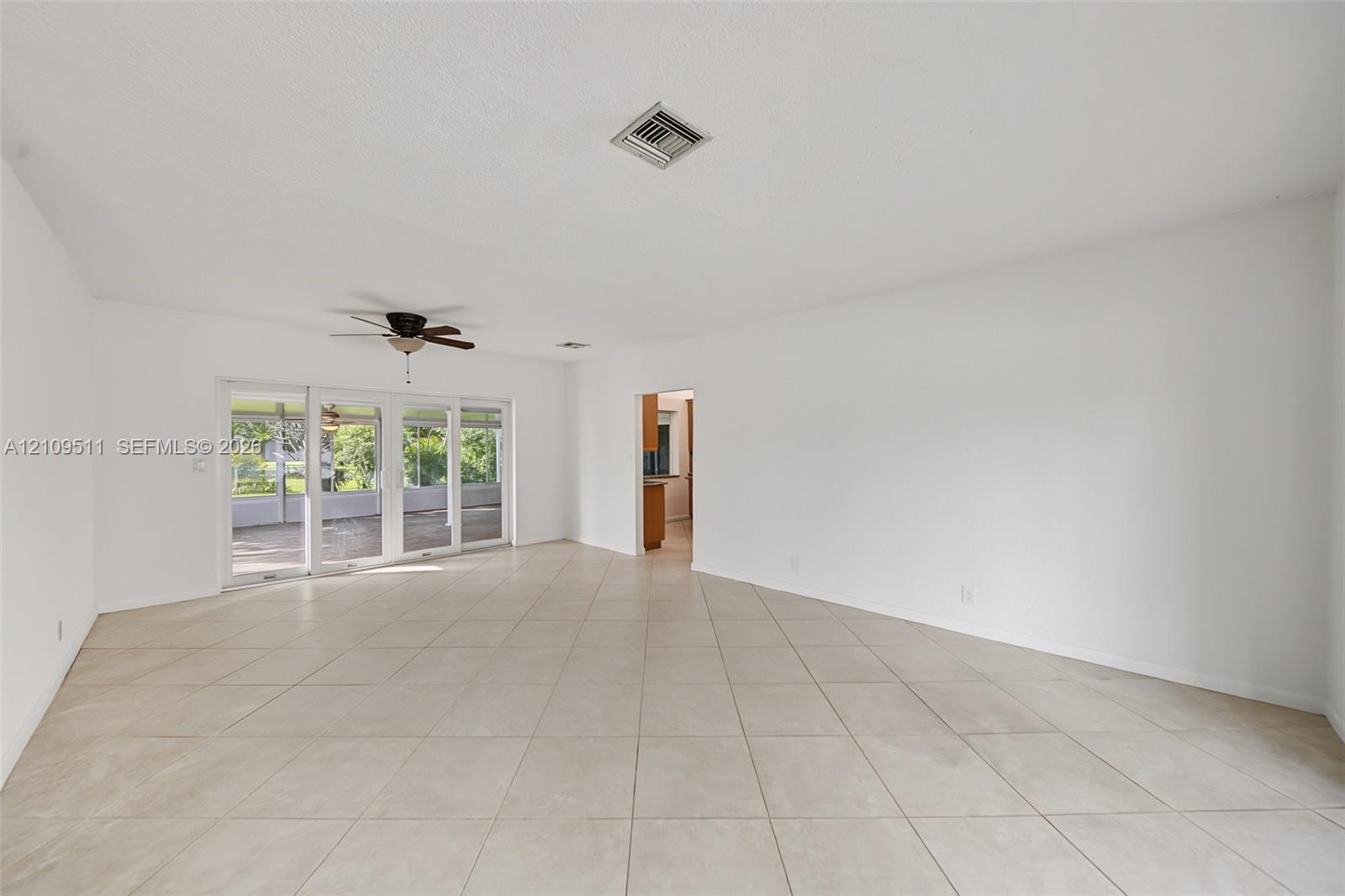 6260 Rose Terrace Property Photo 4