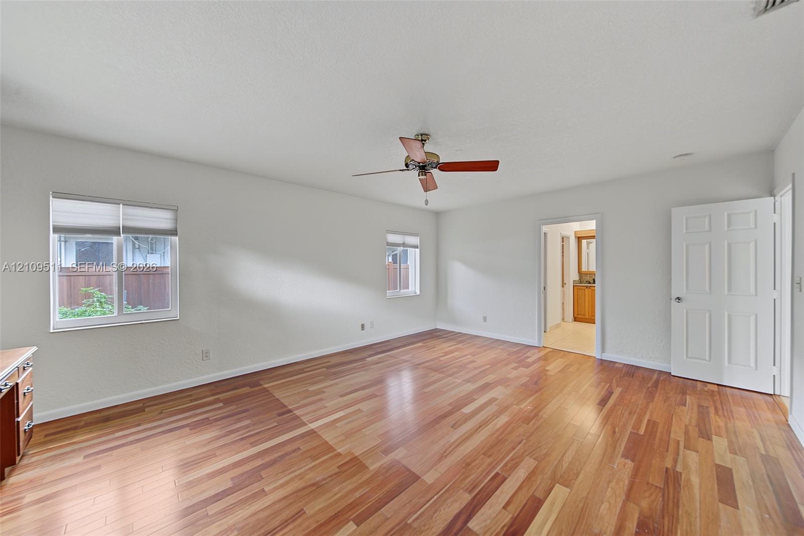 6260 Rose Terrace Property Photo 24