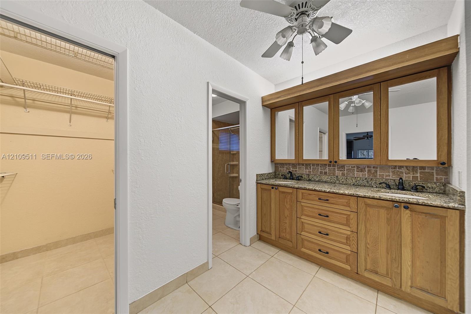 6260 Rose Terrace Property Photo 38