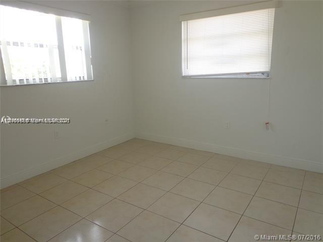16118 Ne 21st Avenue 15 Property Photo 6