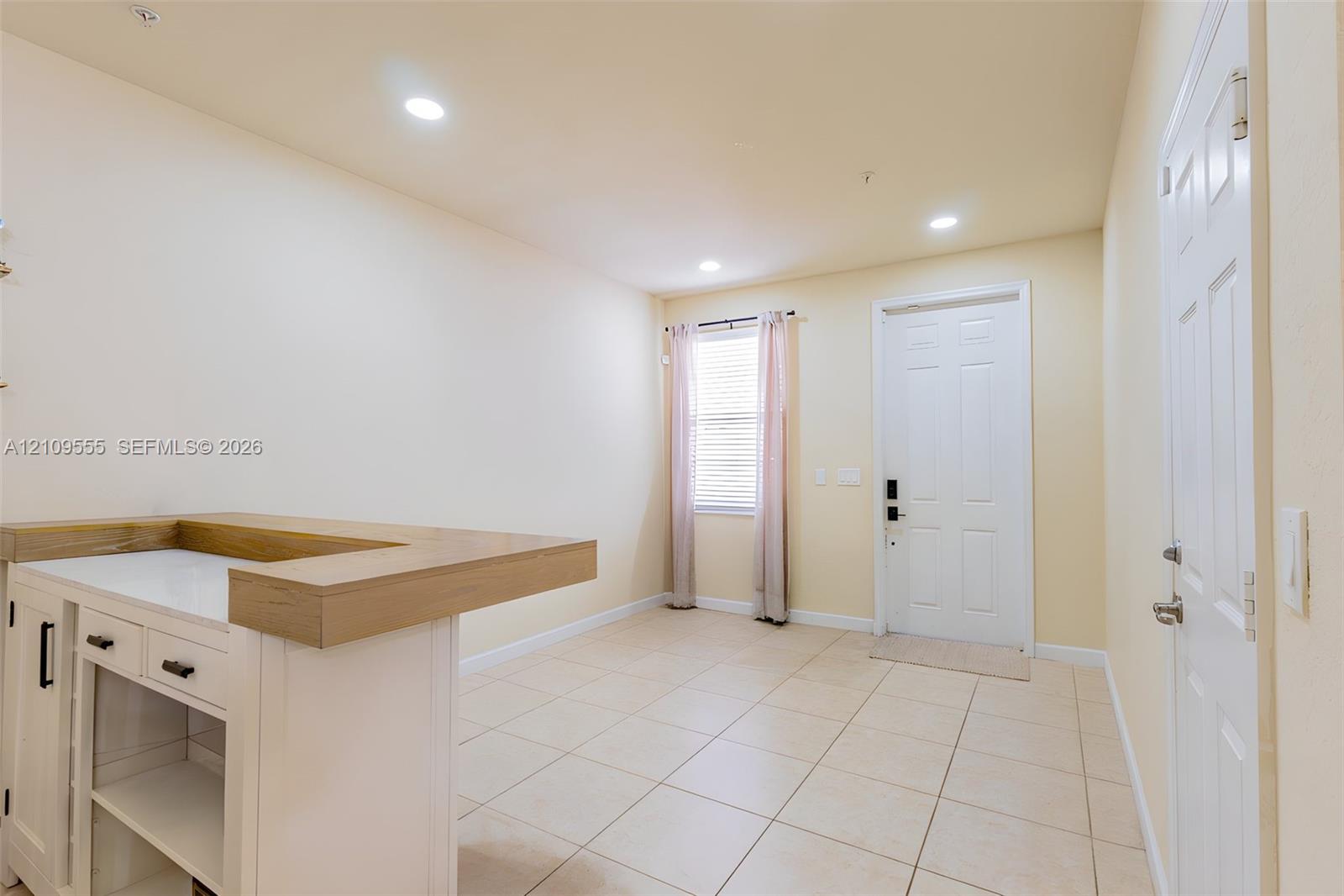12444 Emerald Creek Court Property Photo 8