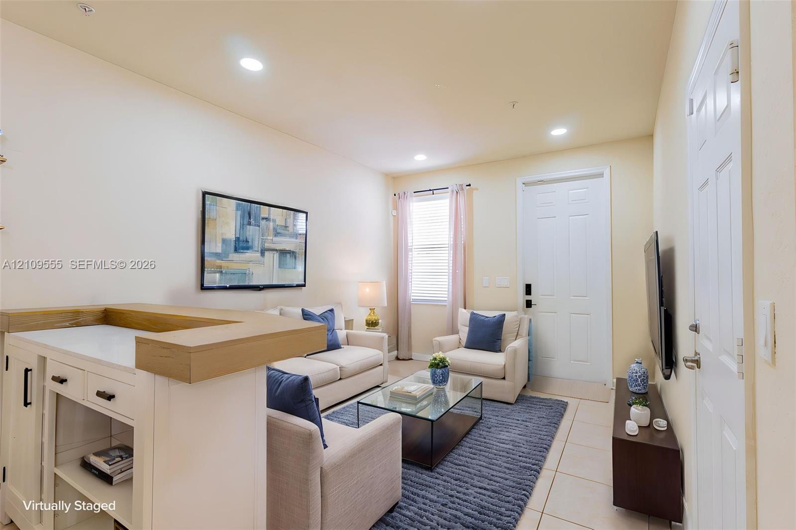 12444 Emerald Creek Court Property Photo 9