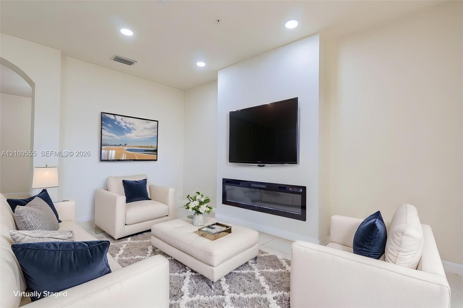 12444 Emerald Creek Court Property Photo 15