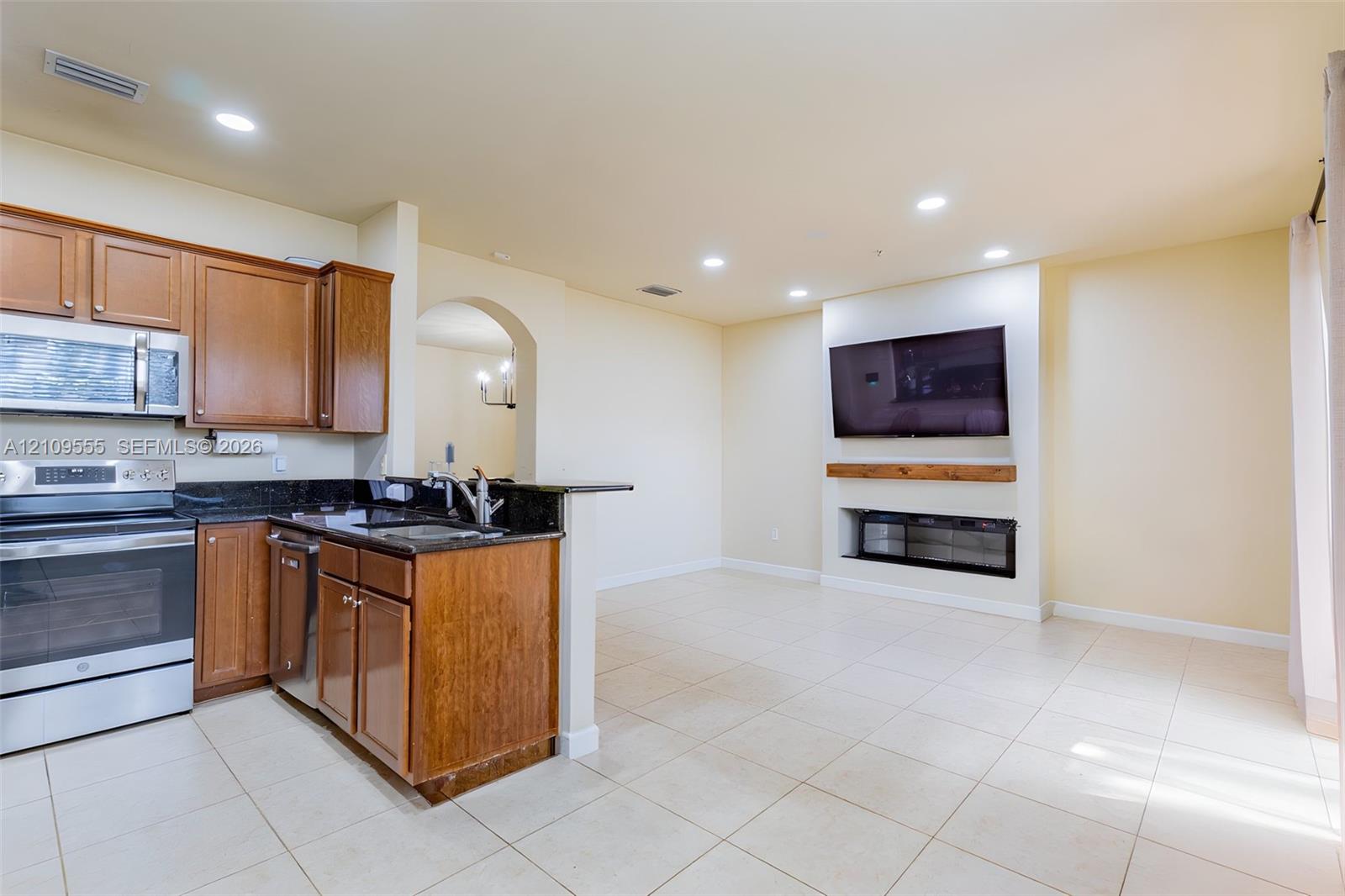 12444 Emerald Creek Court Property Photo 18