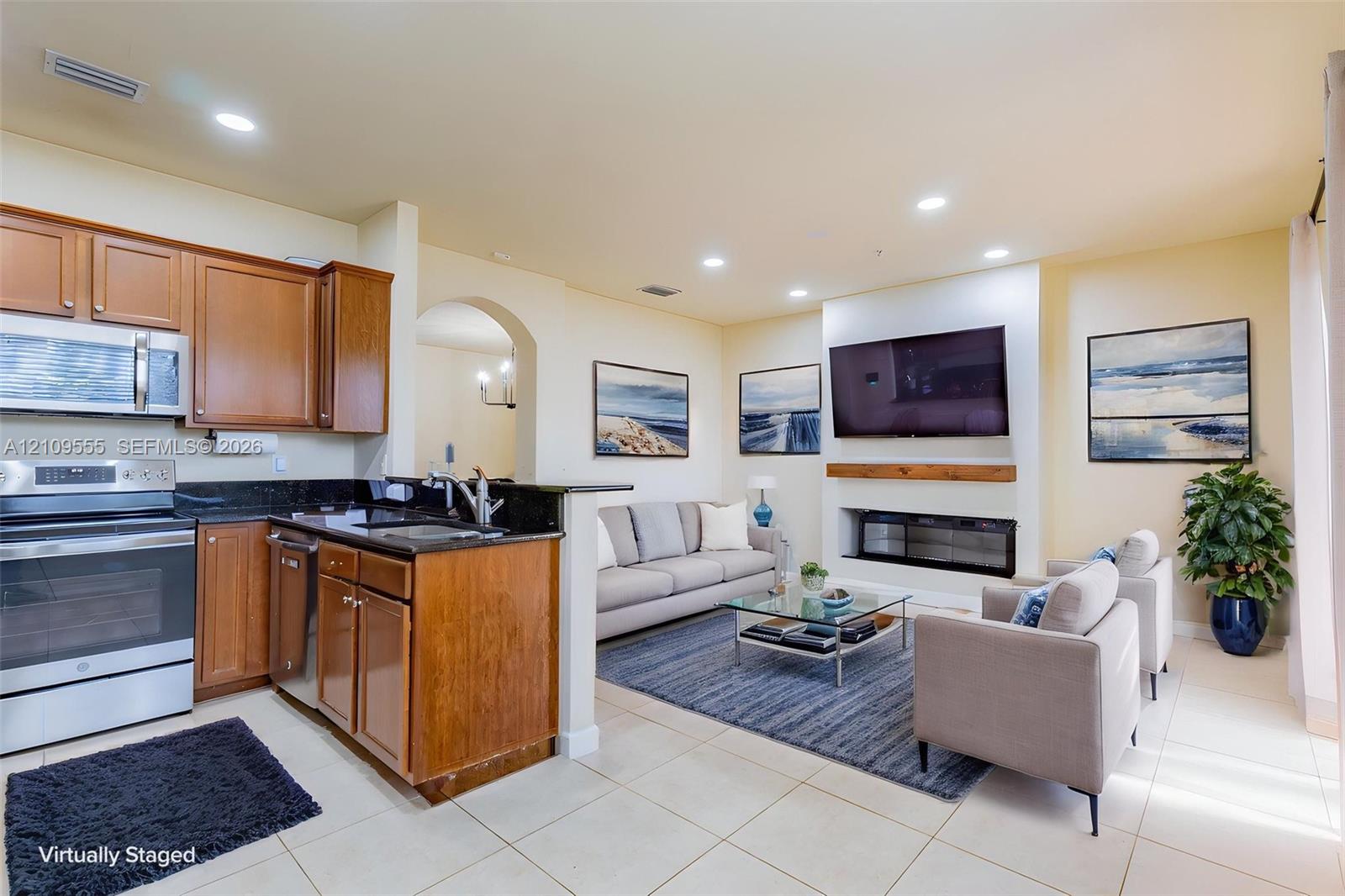 12444 Emerald Creek Court Property Photo 19