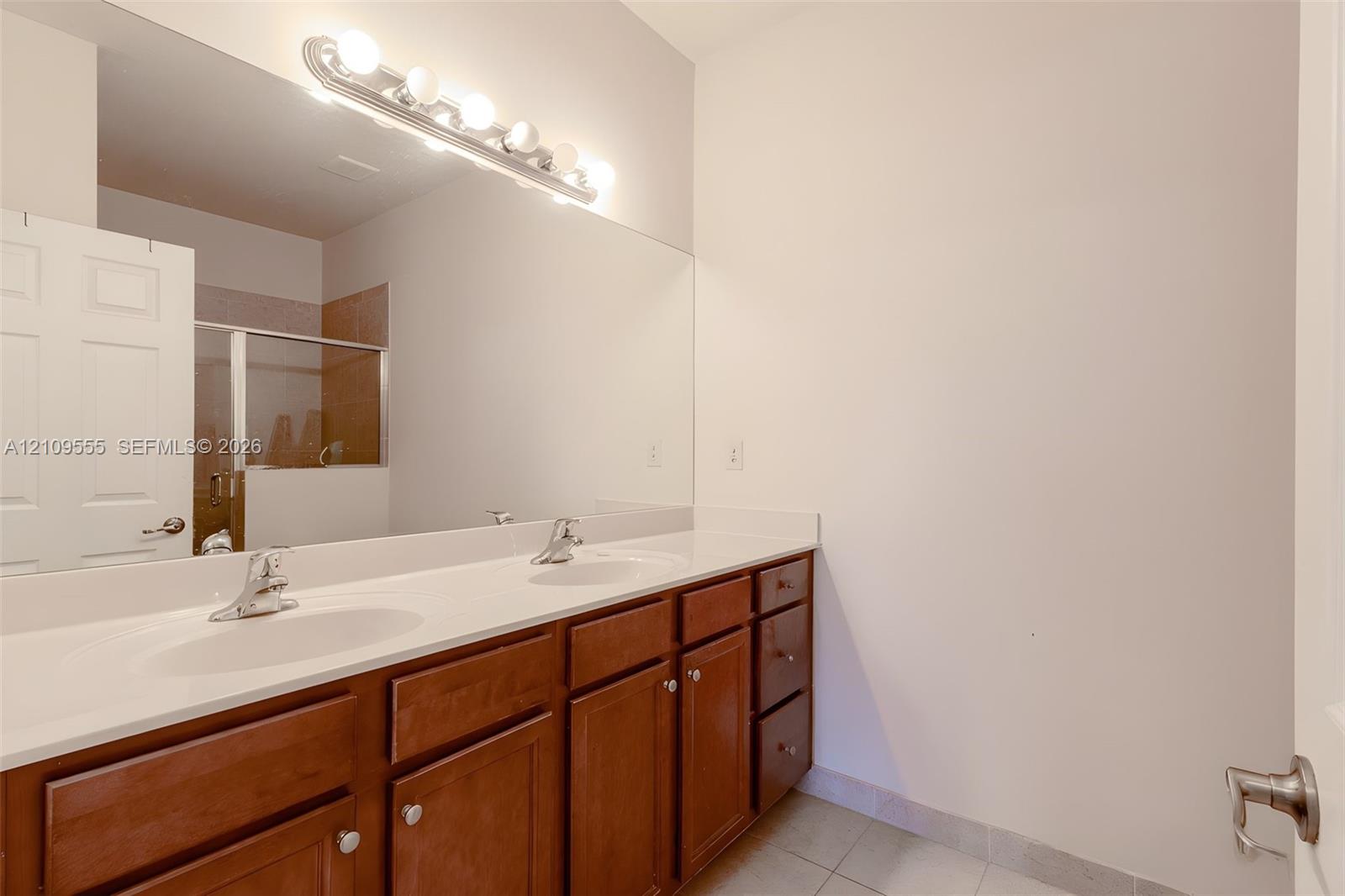 12444 Emerald Creek Court Property Photo 28