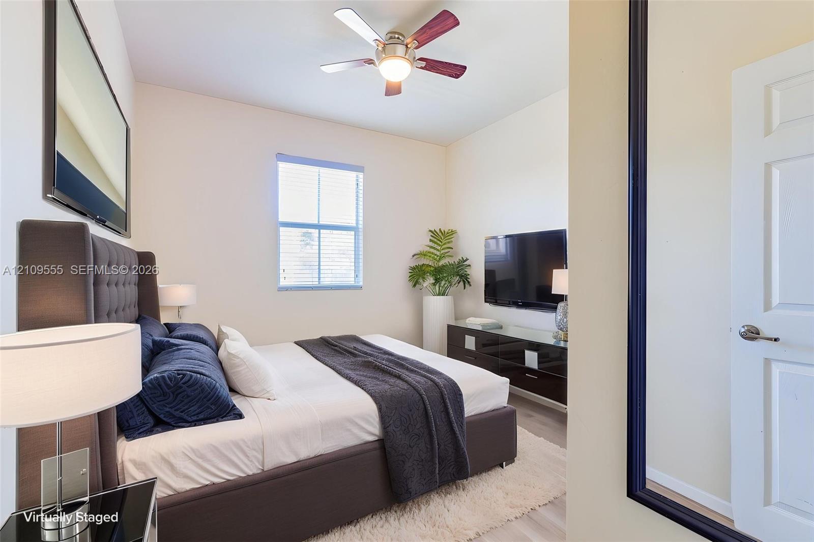 12444 Emerald Creek Court Property Photo 31