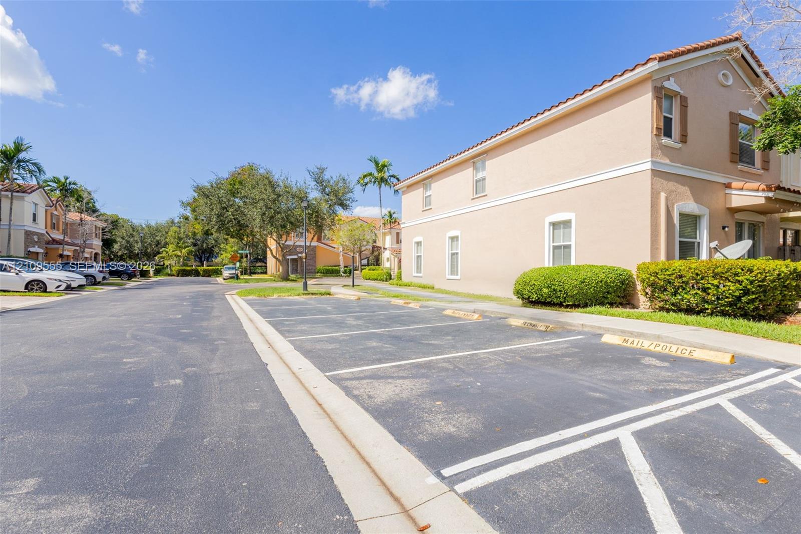 12444 Emerald Creek Court Property Photo 47