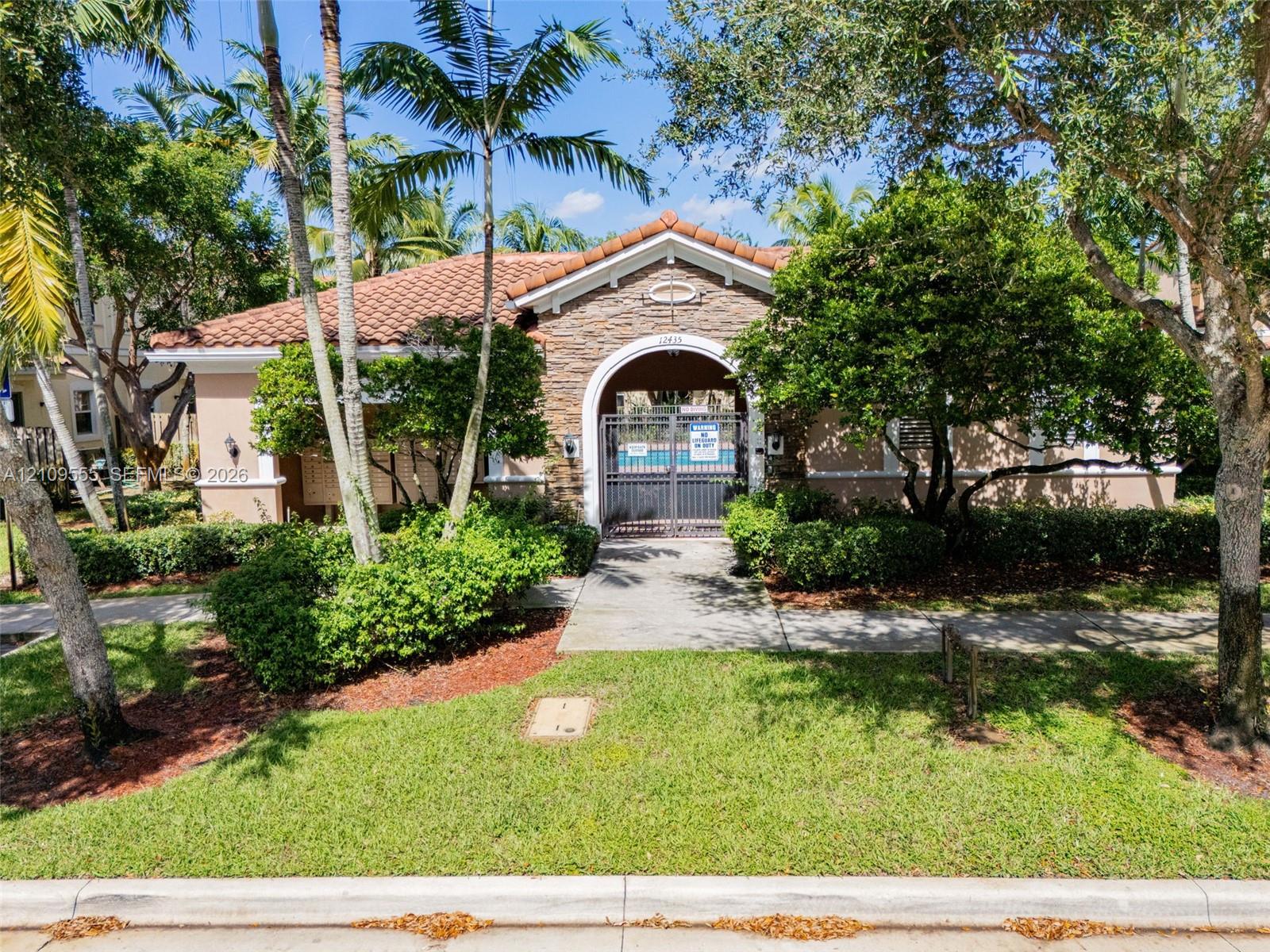 12444 Emerald Creek Court Property Photo 48