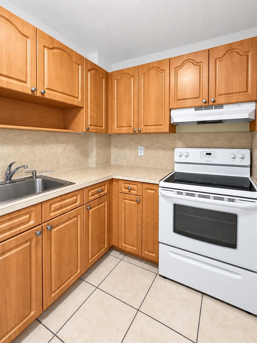 5050 Nw 7th Street 218 Property Photo 5