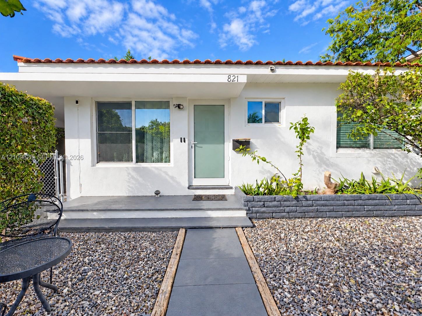 821 84th Street Property Photo 1