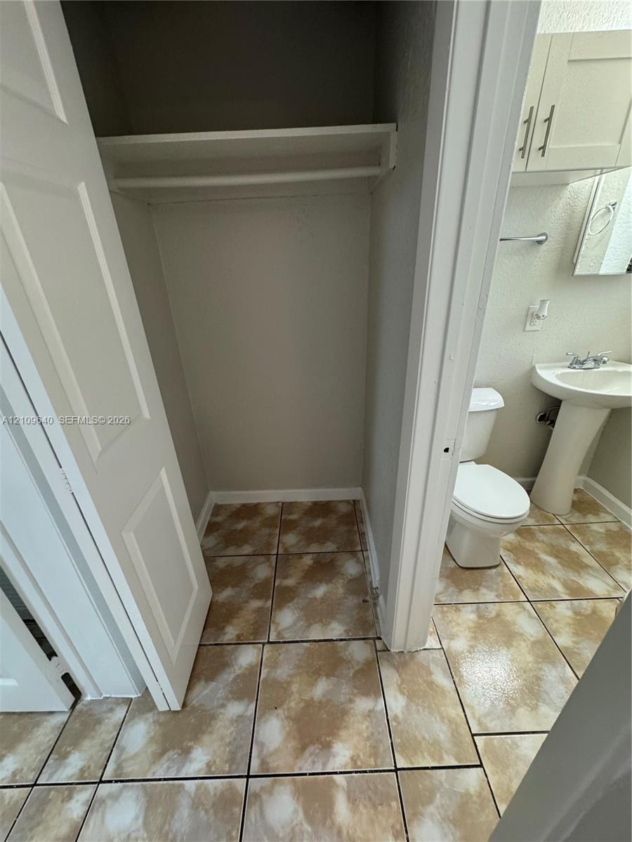 17325 Homestead Avenue 4 Property Photo 5